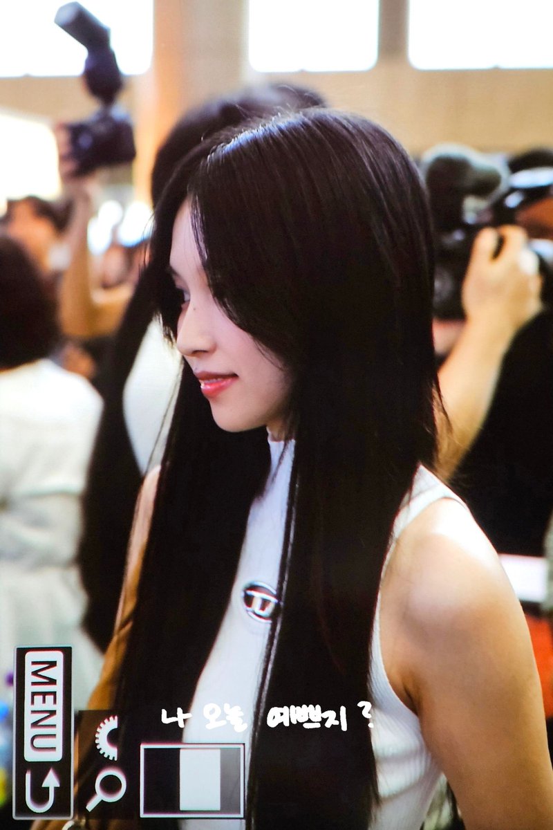 lovemenow_324's tweet photo. 250915 잘다녀와아ㅏ아아앙
#TWICE #트와이스 #MINA #미나 #ミナ https://t.co/8NPRkGqF4v