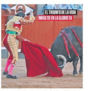 Maltratan y matan a cinco toros.
Maltratan a otro.
El triunfo de la vida, lo llaman... en <a href="/LaGacetaSA/">La Gaceta de Salamanca</a> 
#TauromaquiaNOesCultura