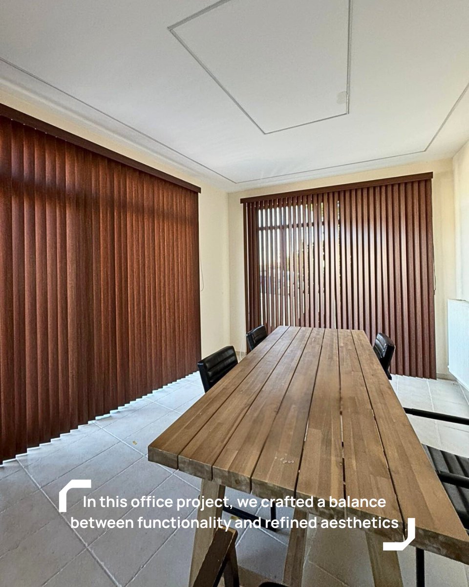 Element_home's tweet image. Επαναπροσδιορίζουμε το ύφος των εργασιακών χώρων με custom ξύλινες κάθετες περσίδες και προσαρμοσμένες ρολοκουρτίνες.
Βρείτε περισσότερα έργα μας στο www. element-home.gr
Επικοινωνήστε μαζί μας +30 2310798867
Δείτε περισσότερα element-home.gr/ekthesi/sistim…