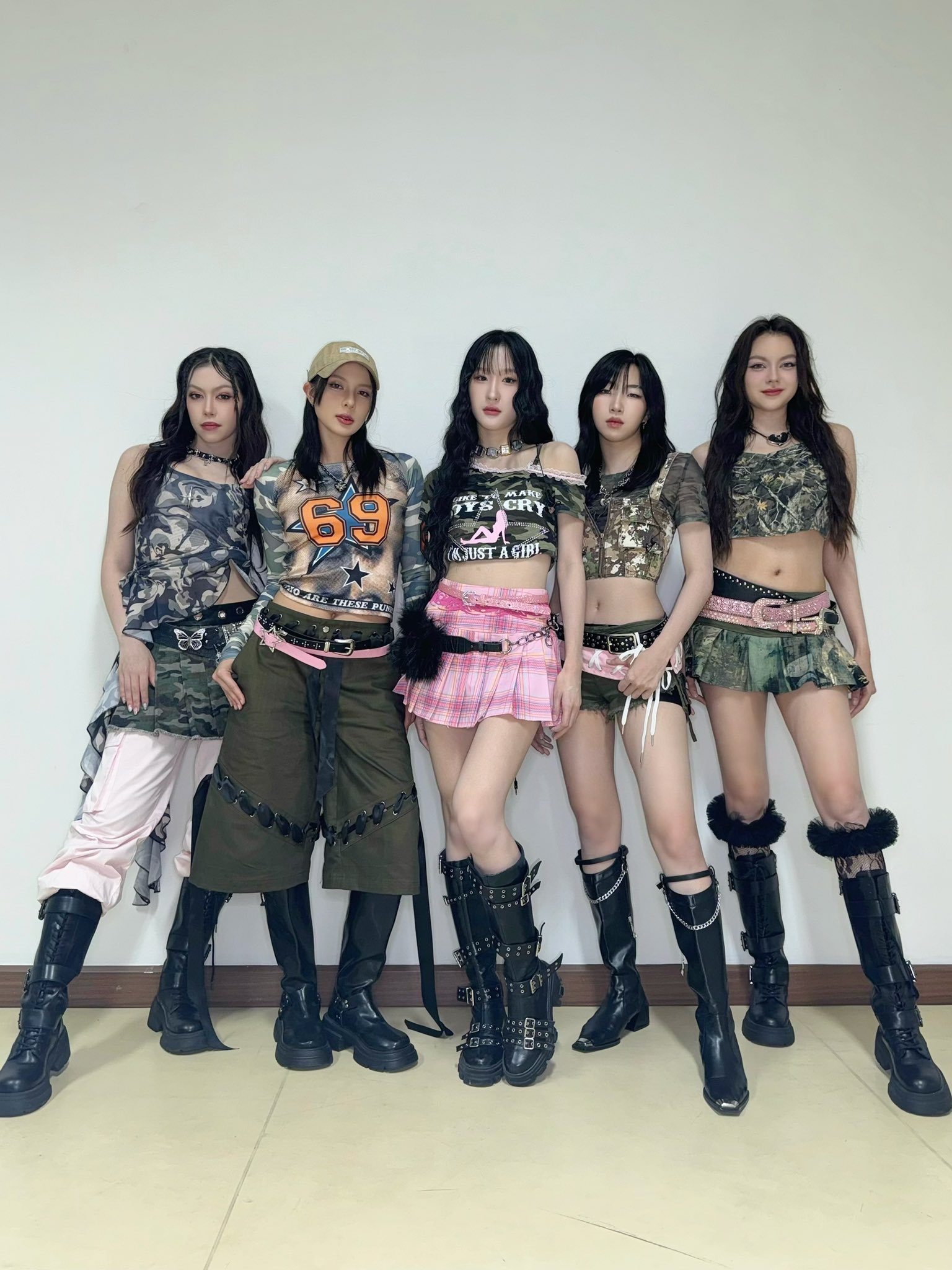 G03h3XWa4AA9WO2?format=jpg&name=large