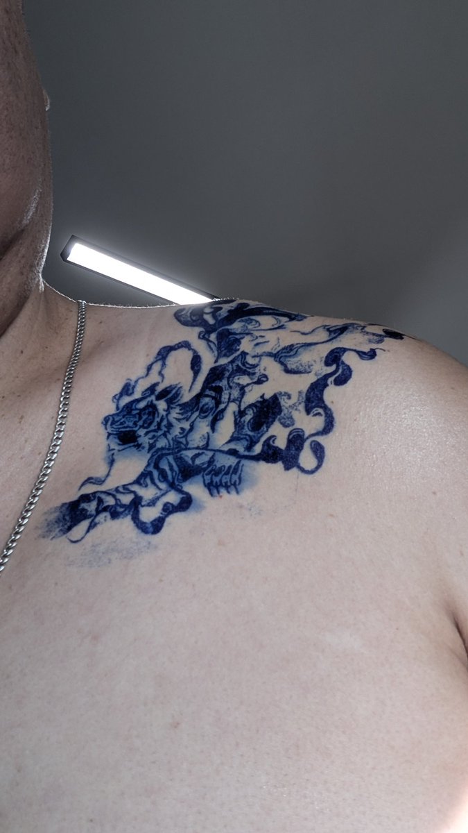 henrytmoc's tweet photo. I celebrated my birthday by going to work, doing overtime, and coming home to an empty house. So what did I do? I drove 2 hrs to get a tattoo! #yearofthetiger #tattoo #inked https://t.co/QlzuT4Z50o