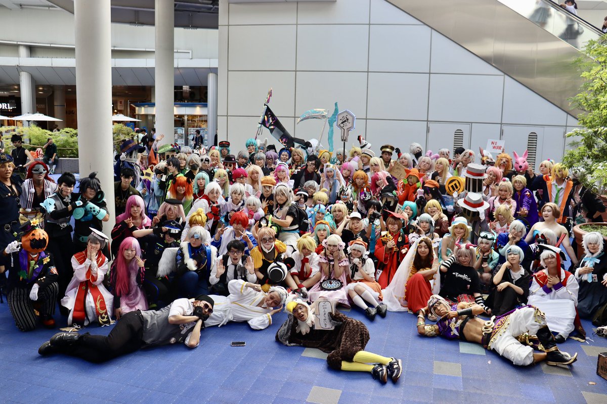 #コンパス 
#コンパス街キャラバン 
#コンパス街キャラバン愛知

愛知キャラバンに参加の
コスプレイヤー達の集合写真