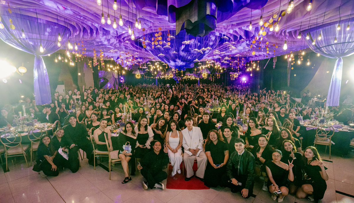 cillinity's tweet photo. Literally an Ocean of Menties!!!:D

Nakakalunod (⁠๑⁠♡⁠⌓⁠♡⁠๑⁠)

Marami pa hindi nakakuha ng slot sa lagay na yan ha. Sobrang dami kasiii. #MikBrent
@mikslmnc 
@brentymanalo 
@ABSCBN 
@gmanetwork 
@StarCinema
@RegalFilms
@Viu_PH
@viuph__
@janenriquez_

STREAM WHAT IF TAYO https://t.co/QEBldk5inS
