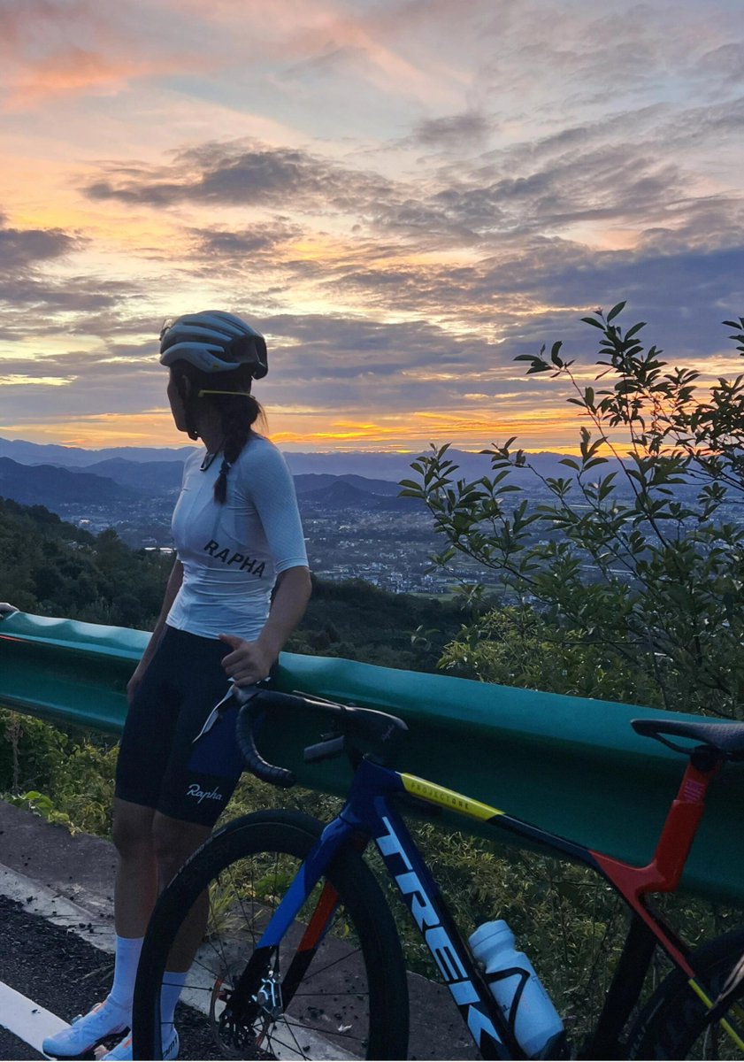 hello9082's tweet photo. 夏ももうすぐ終わりですね🍂
秋のライディング記録がいよいよ始まります🏍️✨
#秋 #バイ�� #ライディング #旅 #風景 #記録 #旅行 #自然 https://t.co/LQszjNCjU8