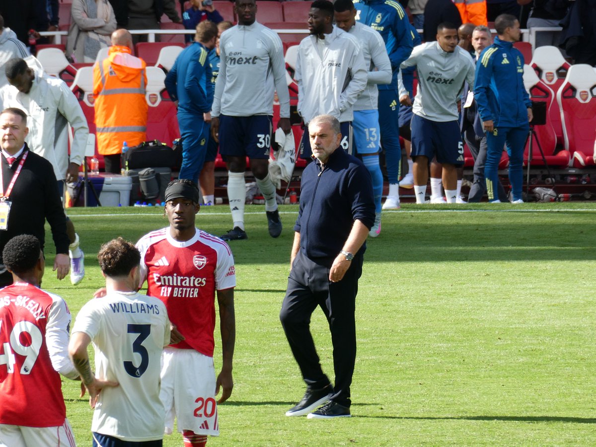 Ian Hall tweet media