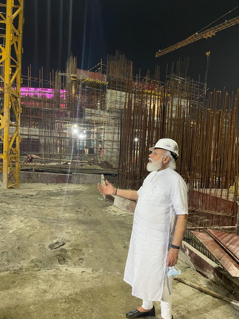 KamalExIN's tweet photo. आज इंजीनियर डे की शुभकामनाएँ!
वो लोग जो सपनों को डिज़ाइन करते हैं, समस्याओं को सुलझाते हैं और दुनिया को बेहतर बनाते हैं !
सोचा याद दिला दूं ये फोटो डालकर🙏
#EngineerDay #Innovation #RespectEngineers https://t.co/dgs64nlo5Y