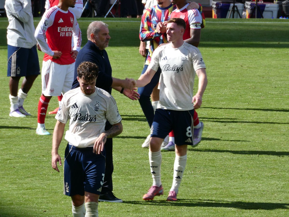 Ian Hall tweet media