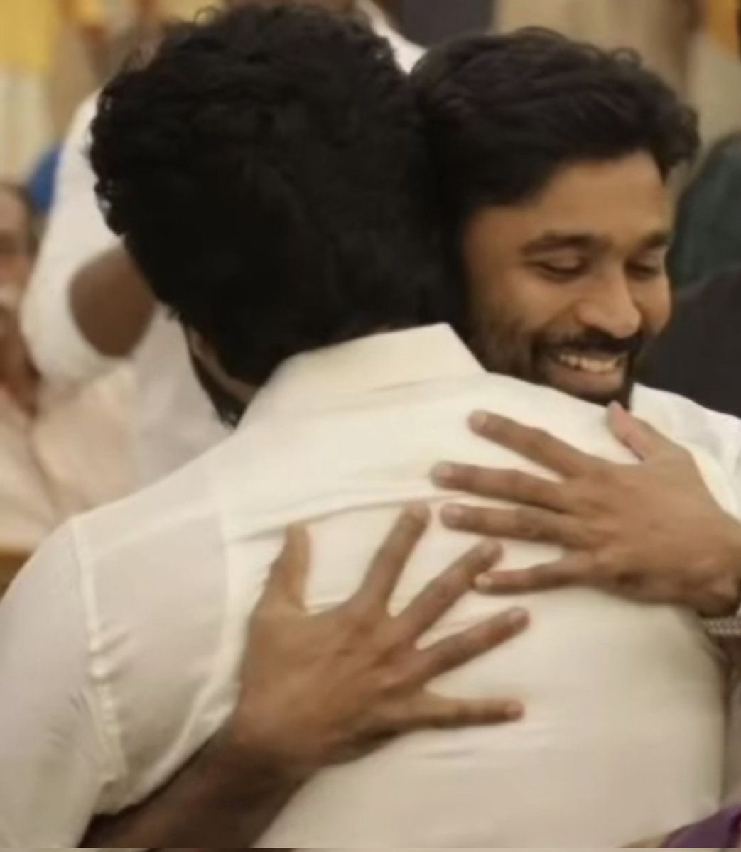 Safreensk2003's tweet photo. @Dhanush_Trends Ennathan pa prechana ungalukulam...They are respectful to each other...That's it...kurukka koushik maari iruku... https://t.co/AGxcrIXQmB