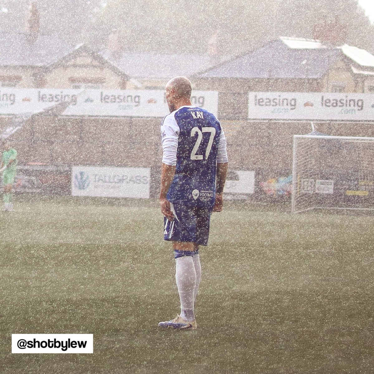 _shotbylew's tweet photo. Through to the next round of the Cup in some mad weather 🏆

@AthertonLRFC @thesilkmen @EmiratesFACup 

#facup https://t.co/F9xbGSsCMV