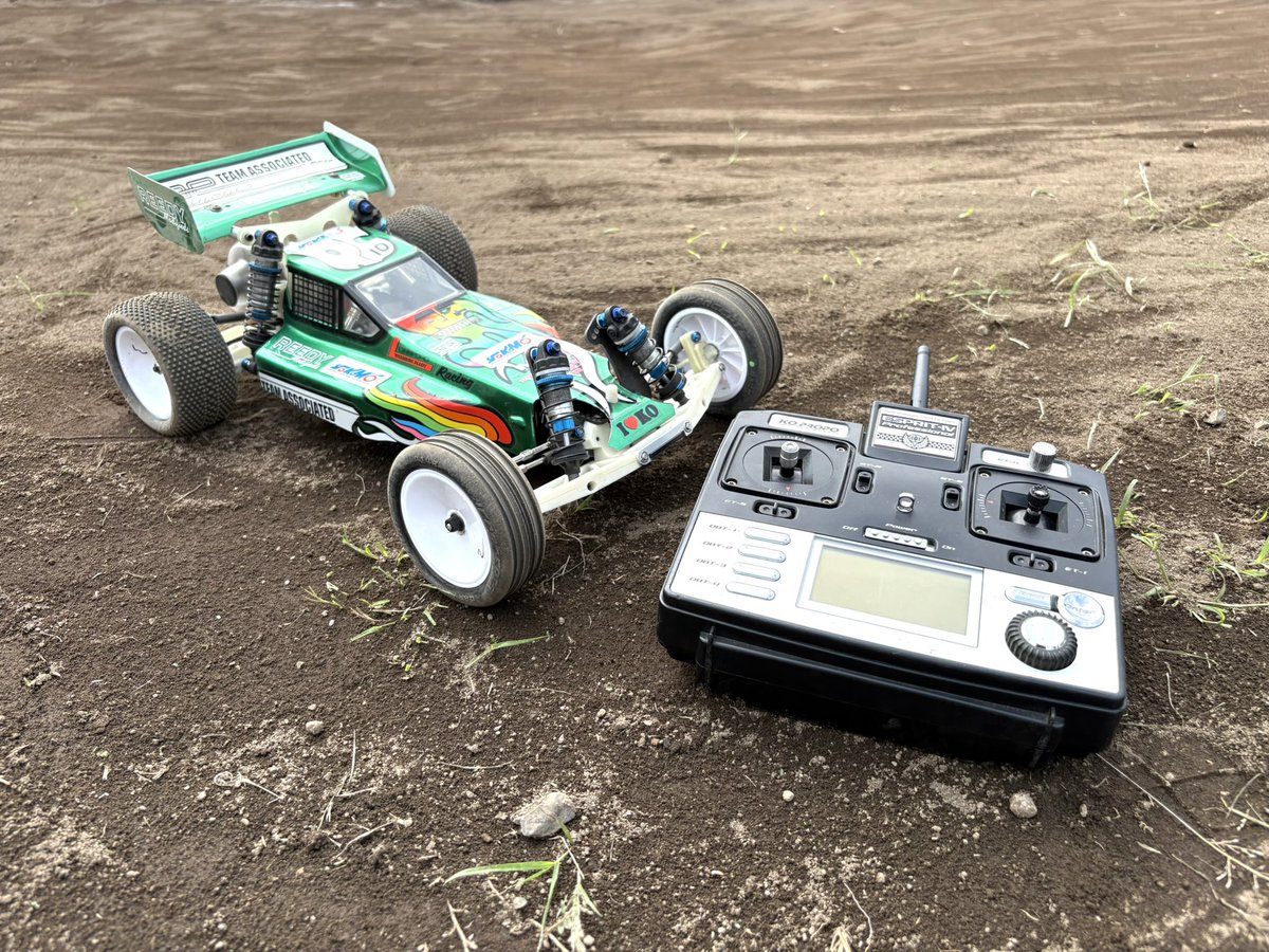 り*は様 レイドジャパン OSP エバーグリーン 霞デザイン チャター