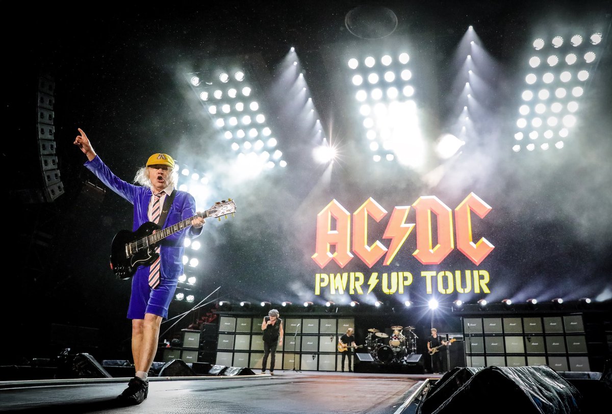 acdc's tweet image. #PowerUpTour 📷 @ChristieGoodwin