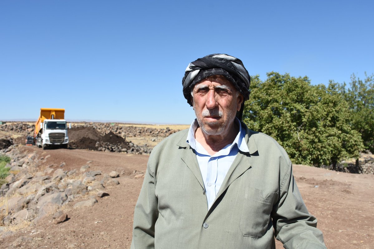 🐐🐄Çınar’da Besicilerin Su Kaynağı Göletler Onarıldı 💧

📌 Büyükşehir Belediyemiz, Çınar ilçesi Karacadağ Bölgesinde yer alan Höyükdibi ve Özyar kırsal mahallelerinde tarım ve hayvancılık için kullanılan ve doğal sebeplerden ötürü hasar gören göletleri onararak, mahallede