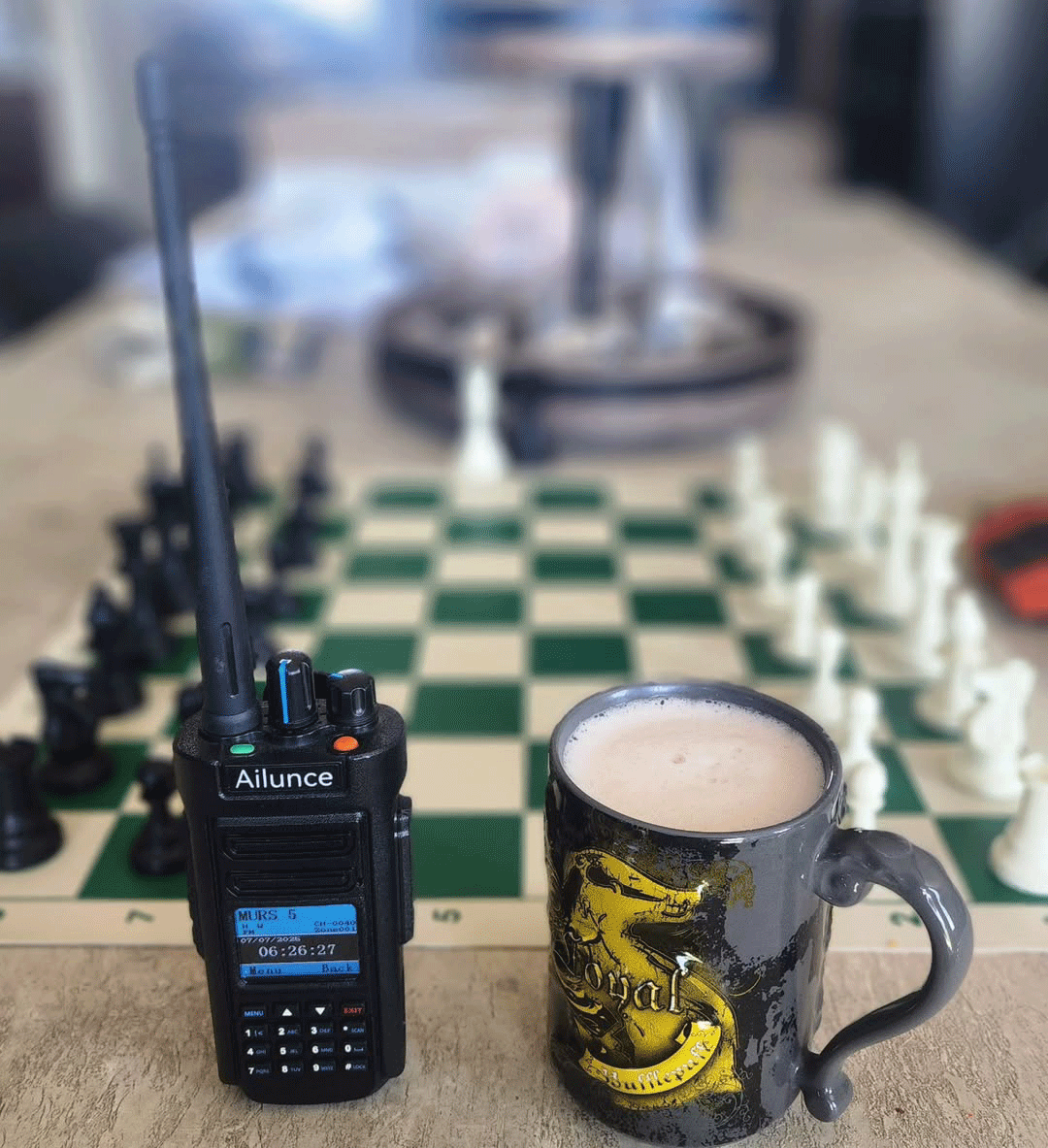ailunce's tweet photo. 🤣Monday Blues on HF?📷
😎Using Ailunce HD2 Jump on the VHF/UHF bands and keep the QSOs rolling!
#AilunceHD1 #HD1 #DualBand #hamradio #amateurradio #hf #HD2 #ailuncehd2 #mondays #monday #workdays #DMR #amateurradio #digitalradio #coffee #DailyLook https://t.co/OjHEGAbvnL
