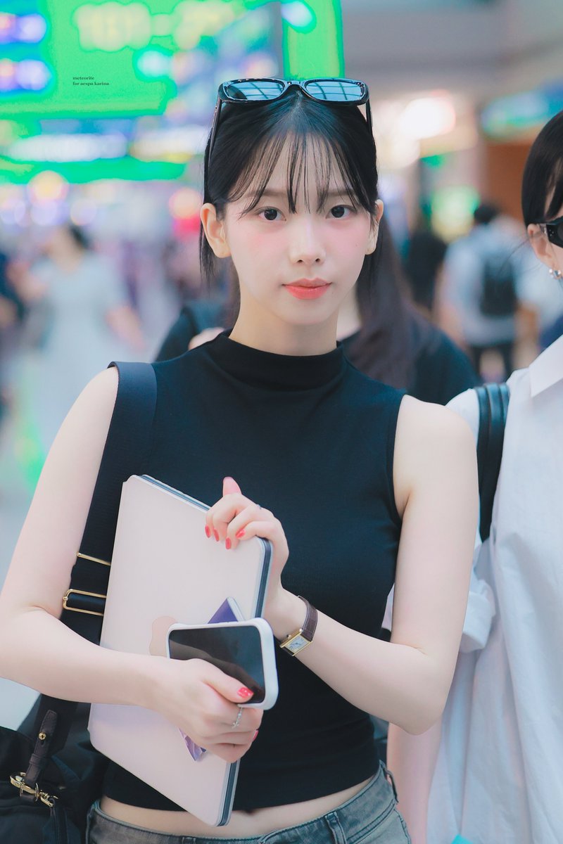 meteorite0411's tweet photo. 250822

#카리나 #Karina #에스파 #aespa https://t.co/pDWugl4lkp