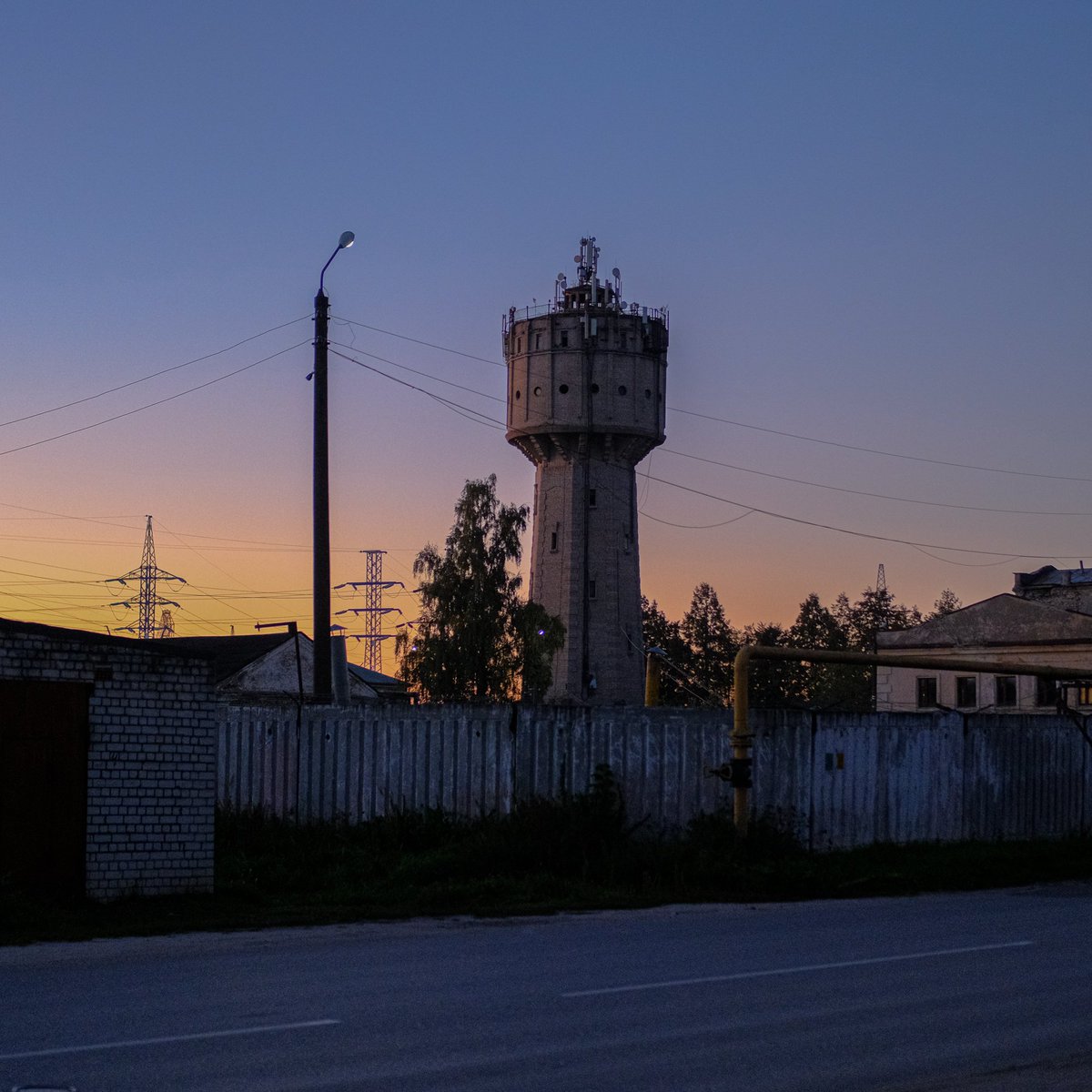 мы прибываем на станцию Заволжье-вечернее