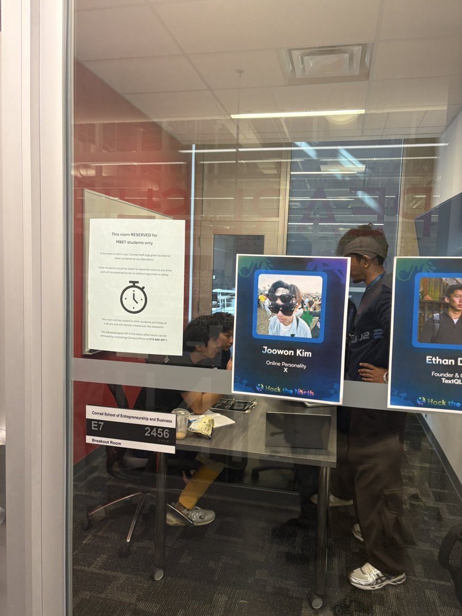 Proud to say I made <a href="/n0w00j/">joowon</a> laugh <a href="/HackTheNorth/">Hack the North</a> 🙈