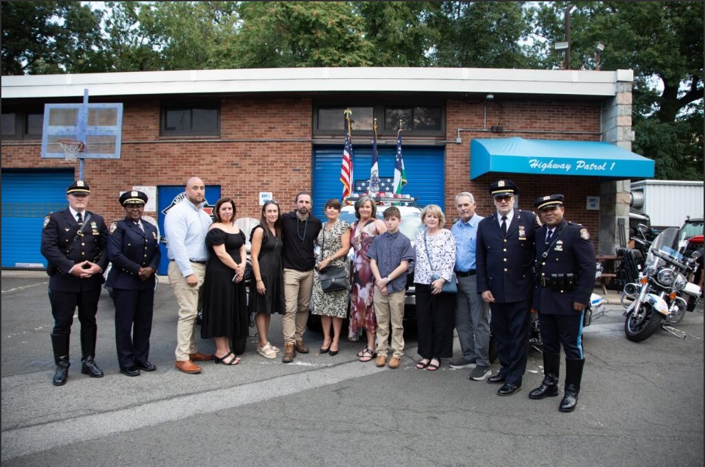NYPDTransport's tweet photo. Join us in celebrating the life of Detective Keith Winchell of the Highway 1 -a proud U.S. Air Force veteran and dedicated Detective, even after suffering serious injuries in the line of duty.  His legacy of service and courage lives on. https://t.co/8qbMK8ZRfw