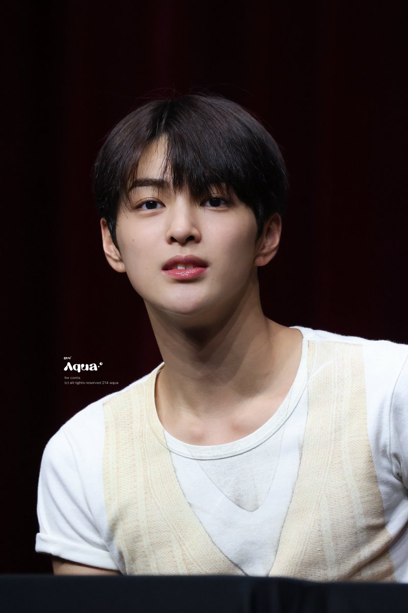 250915 K4 Fansign 

#KEONHO #건호 
#CORTIS #코르티스