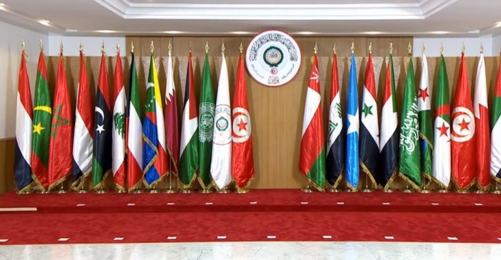 يارب لا ترجعهم خايبين يارب انصرهم على من عاداهم يارب وجد الصف ووحدهم على كلمة وحده يارب احفظهم ووفقهم 
#القمة_العربية_الإسلامية