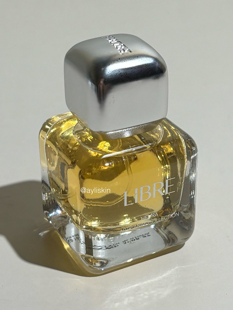 ohh, you smell like elegant and independent woman

Heura lokal brand new packaging and vibes ✨