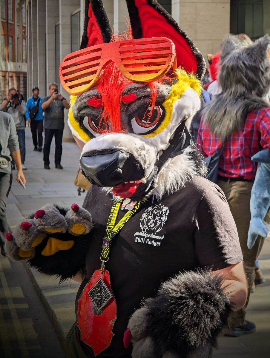 Officially one year single 👋. Nearly to the day. We grow. We move on. We keep going.