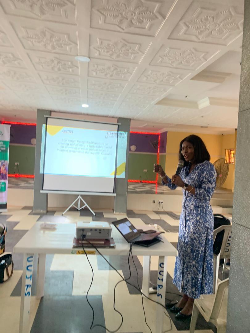 Naijafed's tweet photo. The introduction of the WASH project was held in Okerube Community with SHEF ED, CHSD UNILAG project co-lead, SDI Nigeria members, CDA chairmen, the Youth Leader, Market Women Leader, Joint CDA EXCOs, community representatives, Media   practitioners and representatives from … https://t.co/ll3u2ca9Sp