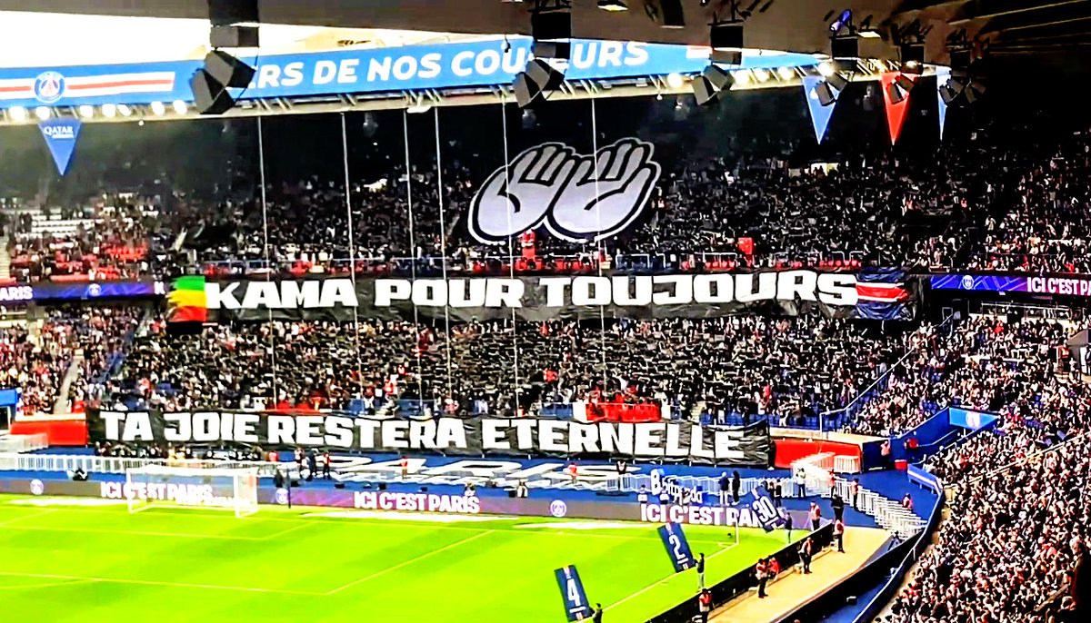 climanleclem's tweet photo. Résumé de mon weekend #groundhopping :
5-0
Bière
Nique ta 🤬 la DB !
La France va mal
Le Parc toujours aussi mid
Futbology ???? 🌍
Soutien aux Lensois ❤️💛
Libertez pour les ULTRAS ! 👊
#BAYHSV #PSGLENS https://t.co/MyYHuFzznx
