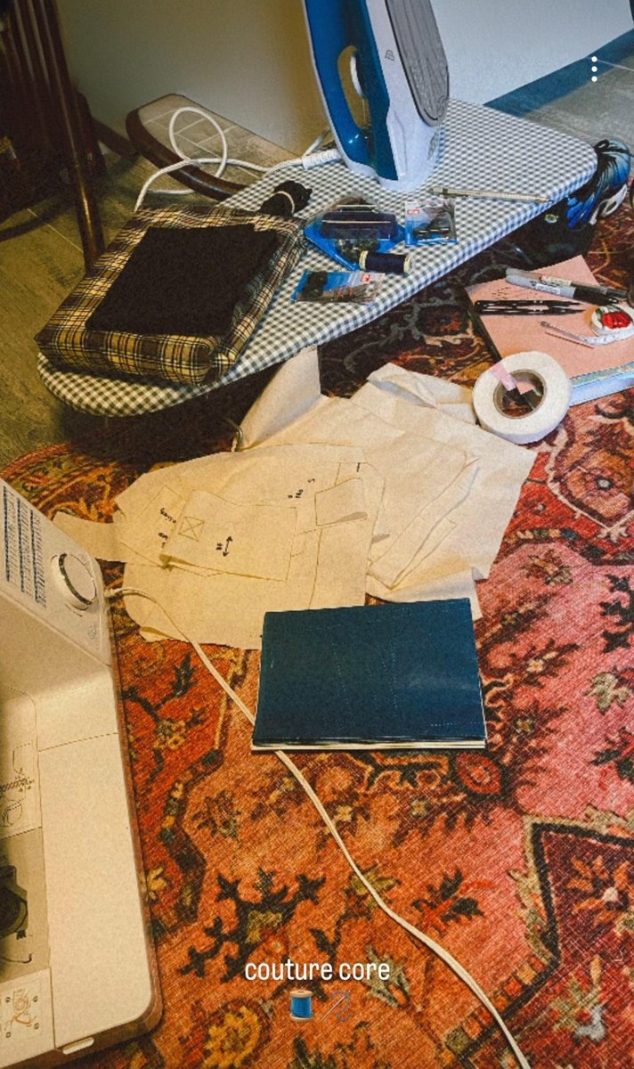 Pour son prochain projet.. CanCan passe en mode couture... du moins on peut supposer... storie insta candiiice.mp3