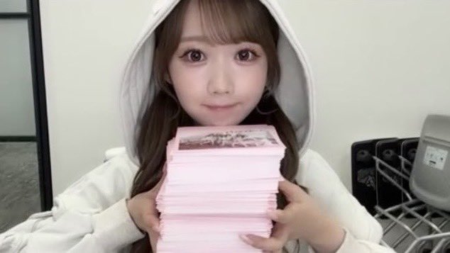 サイン会ありがとう〜🎀🐈 みんな今日も1日お疲れ様 ˖˚✩⊹