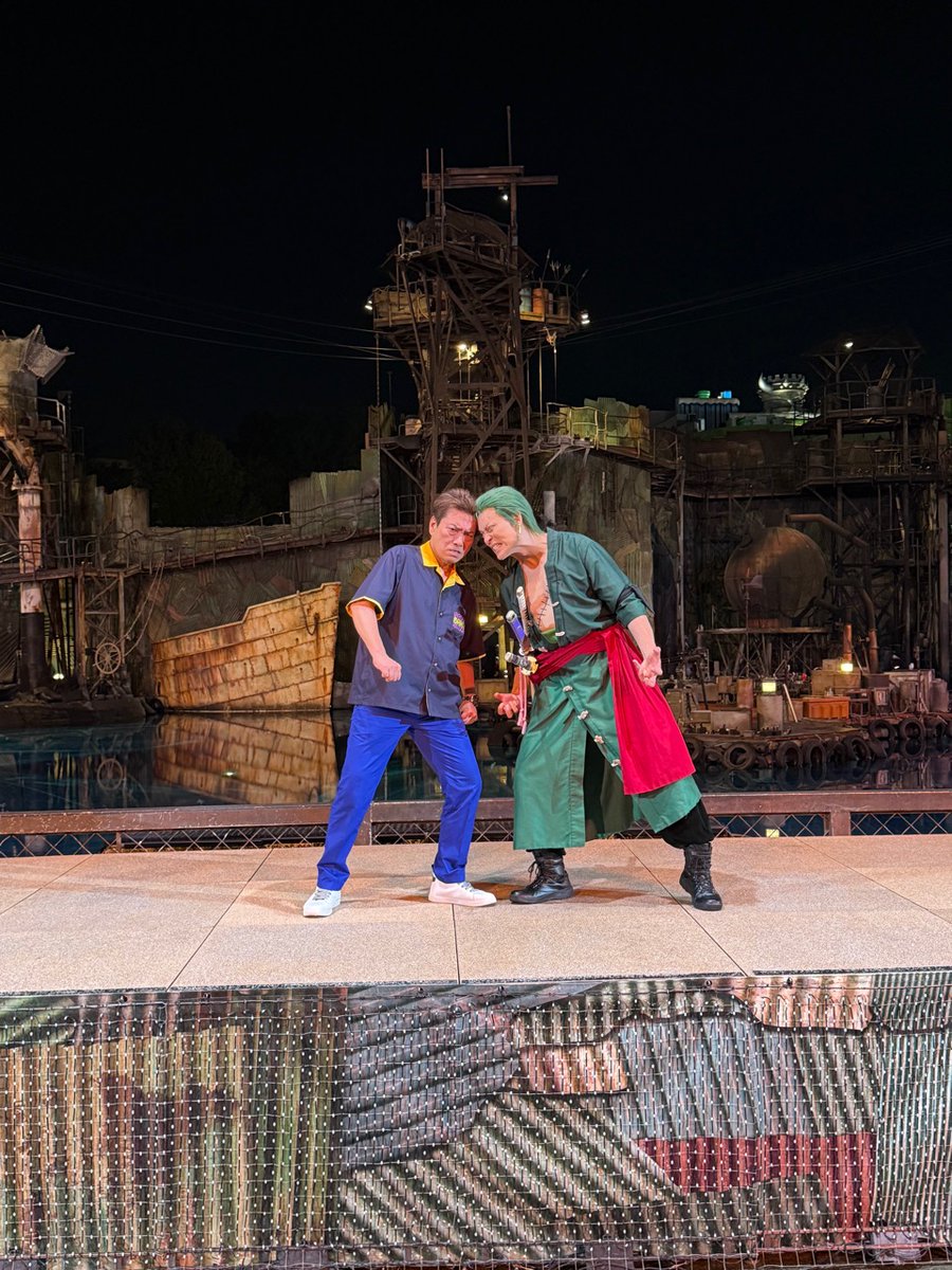 ★夜は、芝居見物と洒落込んでみますた。

そんでちょいとキャストの1人に喧嘩売ってみますた✌️

#USJ
#プレショ