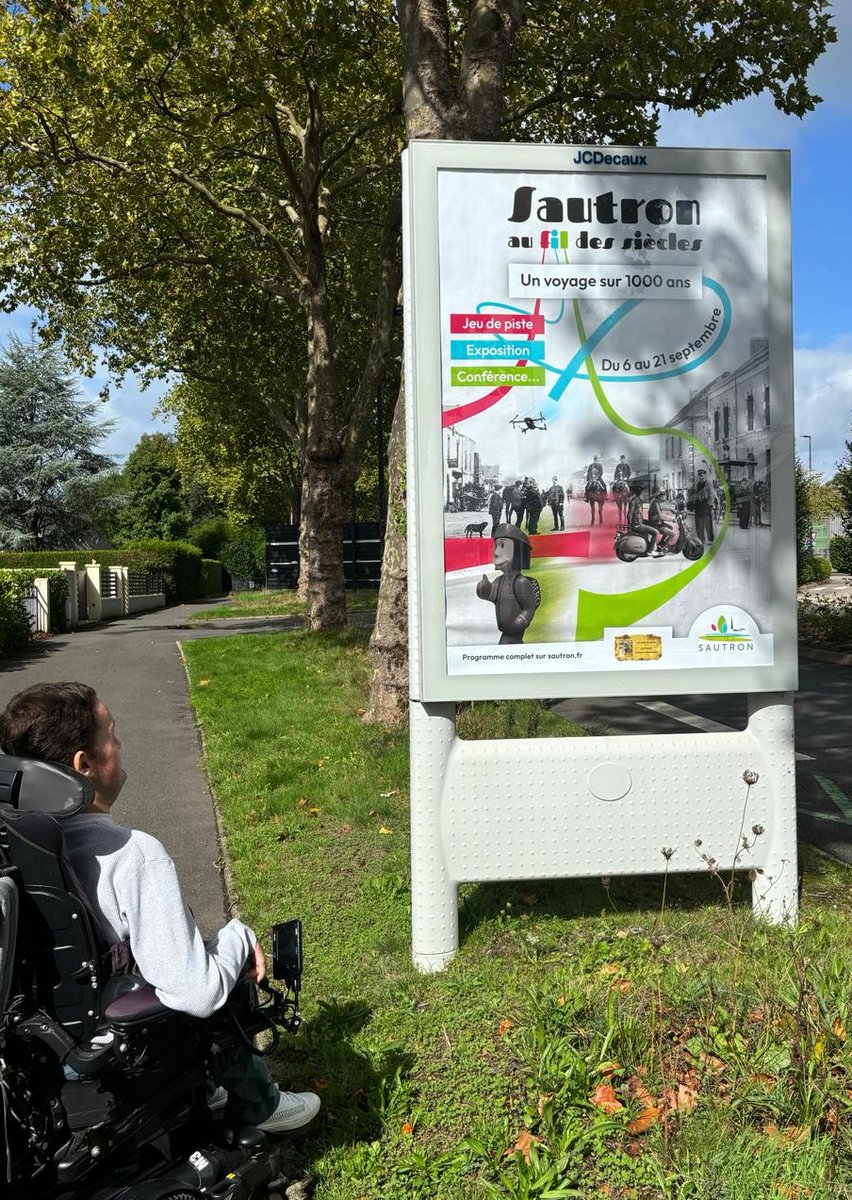 NGGraphisme's tweet photo. 🤩Aujourd'hui j'ai eu la chance de découvrir mon travail dans les rues de la ville dans laquelle je vis. Un grand merci à la @VilledeSautron pour sa confiance. On ne peut pas faire plus local !
#SautronAuFilDesSiecles #jep2025 #sautron https://t.co/Ift2te05j1