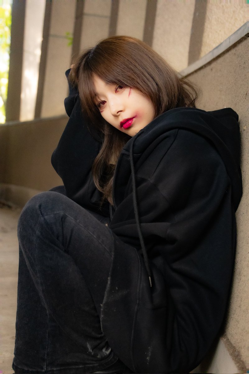 ohama_p's tweet photo. #トライアングル2 展示作
モデル:ことさん（@koto__cotori ）
@cotosatsu https://t.co/cPgPPvzAhy