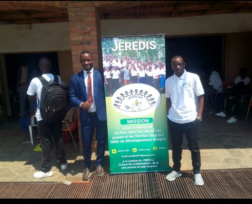 AsblJeredis's tweet photo. En date du 28 août 2025, Jeredis s'est jointe avec UNFPA Burundi, Centre Jeunes Kamenge et les autres organisations locales des jeunes pour célébrer la Journée Internationale de la Jeunesse sous le thème: «Actions locales des jeunes pour les ODD et au-delà ». https://t.co/auQGYHsTBg