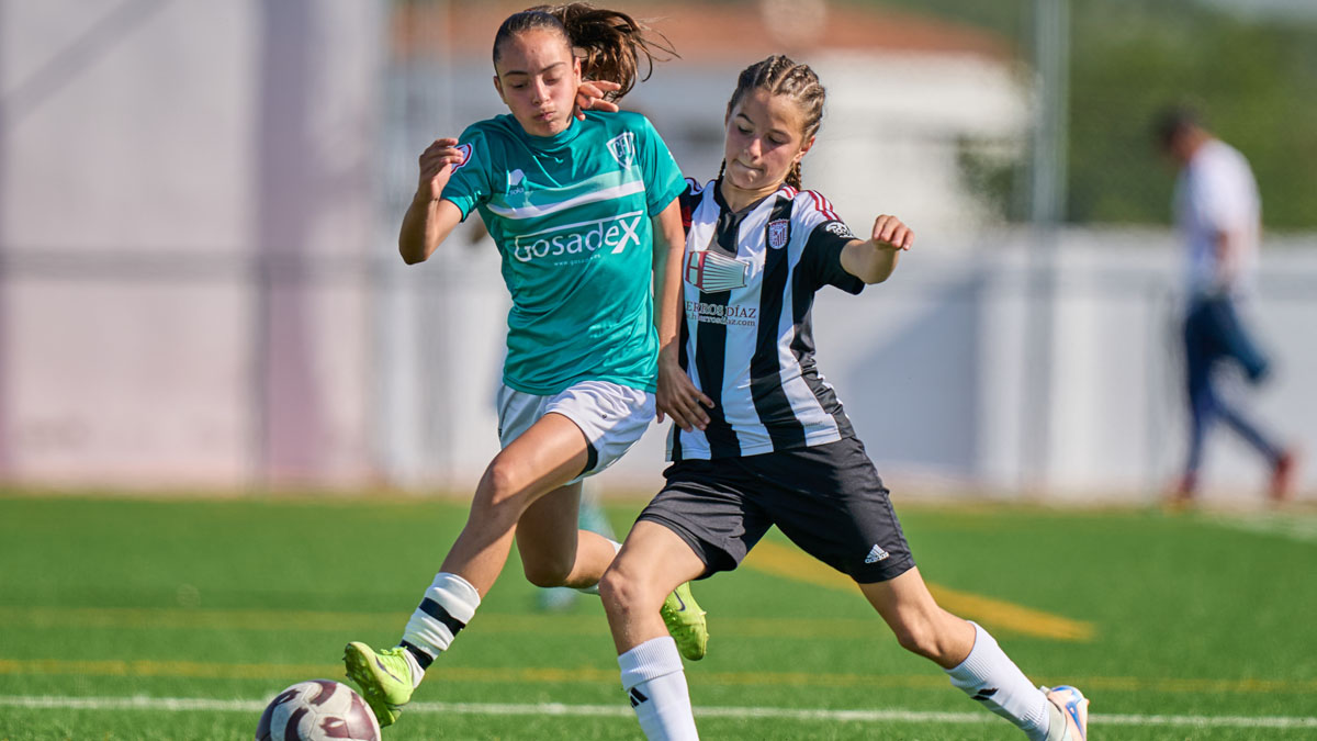 ⚽👧 | #FútbolFemenino |

📌Ya disponibles en la intranet federativa los 📅𝐂𝐀𝐋𝐄𝐍𝐃𝐀𝐑𝐈𝐎𝐒 de las siguientes categorías para la Temporada 2025/2026:

🔹𝟏ª 𝐅𝐞𝐦𝐞𝐧𝐢𝐧𝐚 𝐈𝐛𝐞𝐫𝐢𝐭𝐨𝐬 🚀
🔹𝐅𝐞𝐦𝐞𝐧𝐢𝐧𝐨 𝐂𝐚𝐝𝐞𝐭𝐞
🔹𝐅𝐞𝐦𝐞𝐧𝐢𝐧𝐨 𝐈𝐧𝐟𝐚𝐧𝐭𝐢𝐥

🚨Inicio de