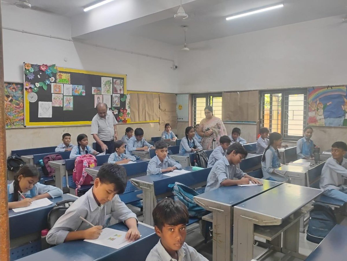 🏫निपुण संकल्प आकलन🏫
विद्यालय में छात्रों का निपुण संकल्प आकलन किया गया।
इस प्रक्रिया के दौरान RDE SOUTH 
Dr M Javed Qamar विद्यालय में उपस्थित रहे।
#nipunsankalp
#nipunassessment
#Nipunbharat