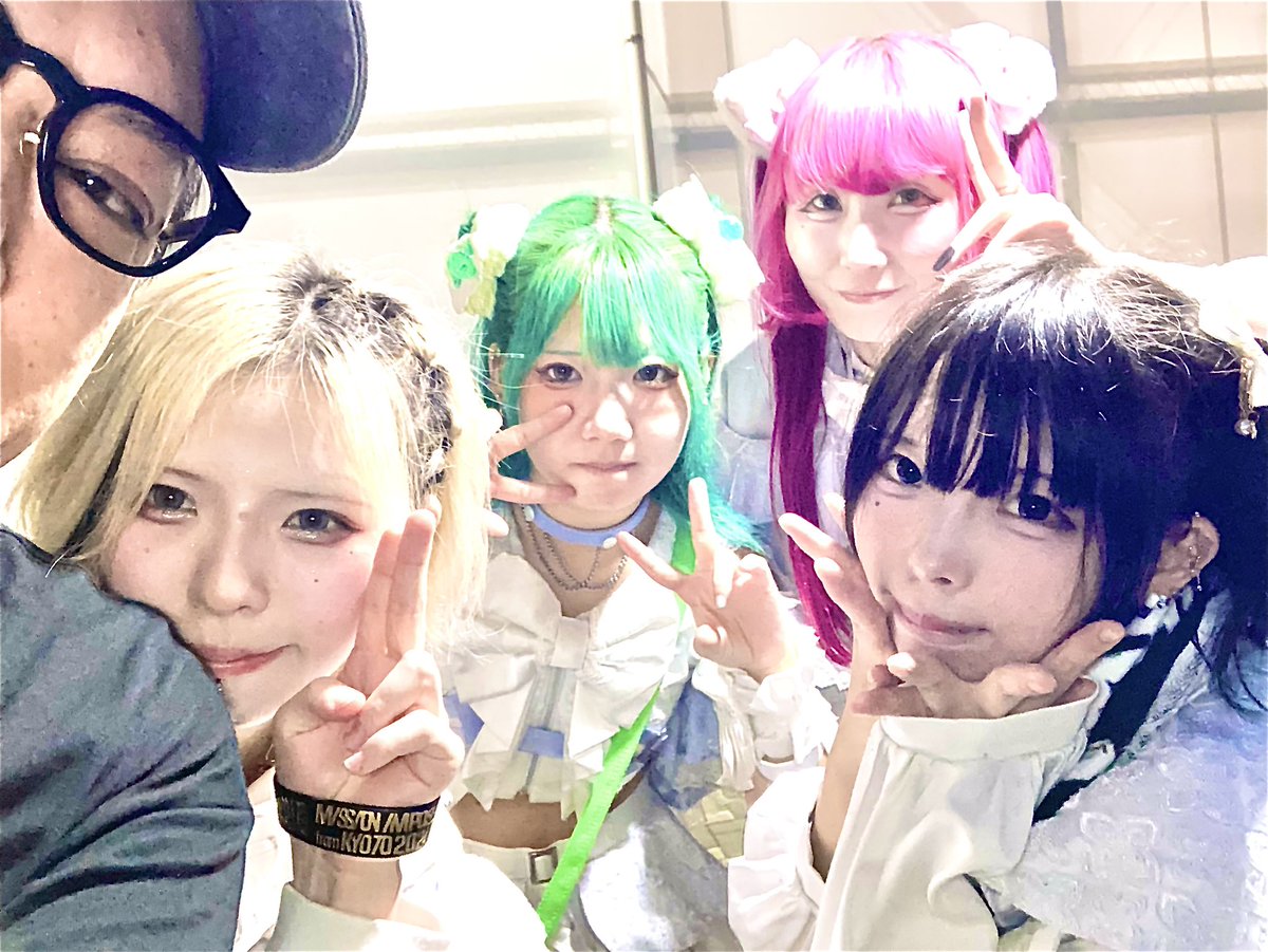 一推しのアイドルLEIWAN！
LEIWANてアイドルっていうか
バンドと同じに思う
更に上へいけますように！