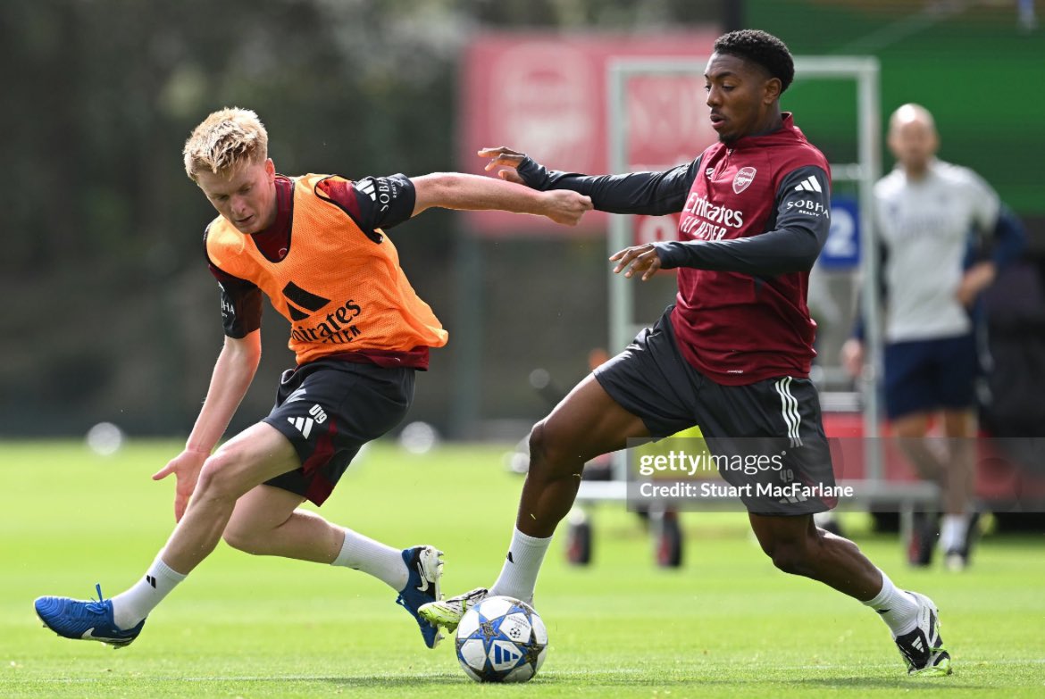 jeorgebird's tweet photo. Callan Hamill in first-team training. 

The defender has impressed for the U18s since joining the club. https://t.co/O9t5F8ETBz