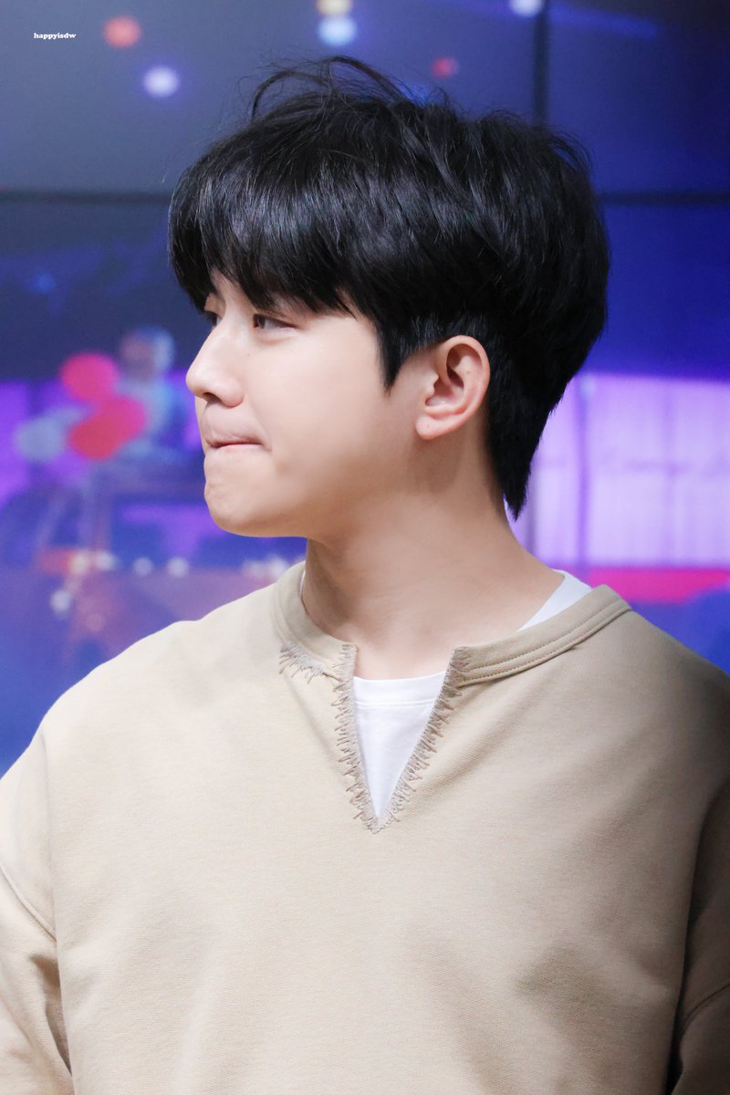 250913 뮤플 #도운 #윤도운 #데이식스 

강아지🫳🫳🫳