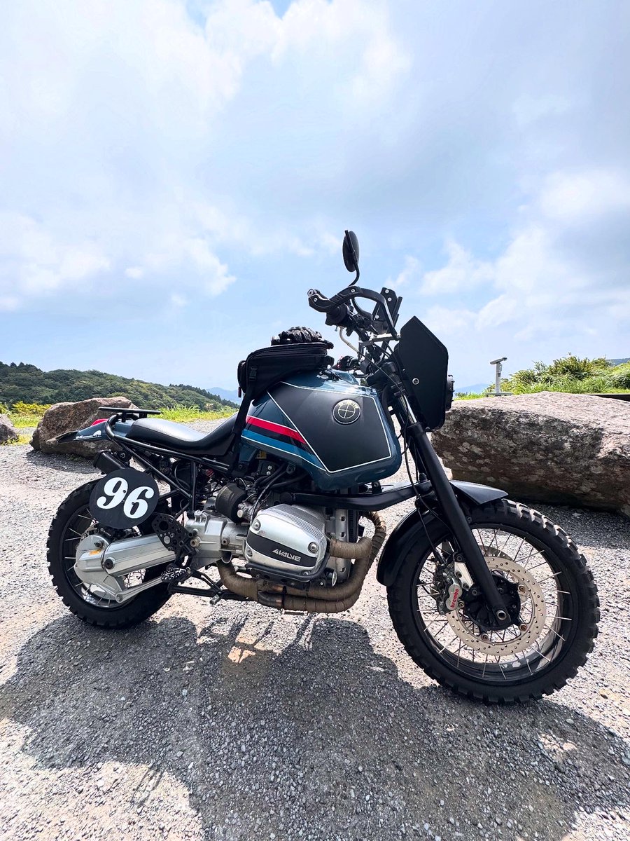 macan_kun's tweet photo. クルマのBMW乗ってる人をビーマーって言うけど、バイクのBMW乗っている人もビーマーなのかな？
誰か知っている人教えて！
#bmw #bmwmotorrad
#女子ウケしないバイクを晒せ https://t.co/ePKBMNZ4Gq