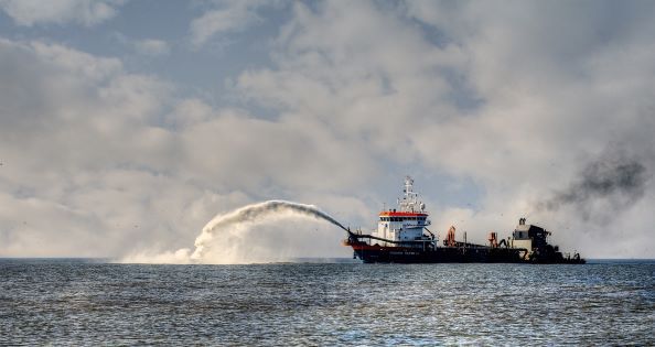 Dredging’s vessel orderbook - from strong activity in China to continued fuel uncertainty. Read more: lnkd.in/eH-4zG99