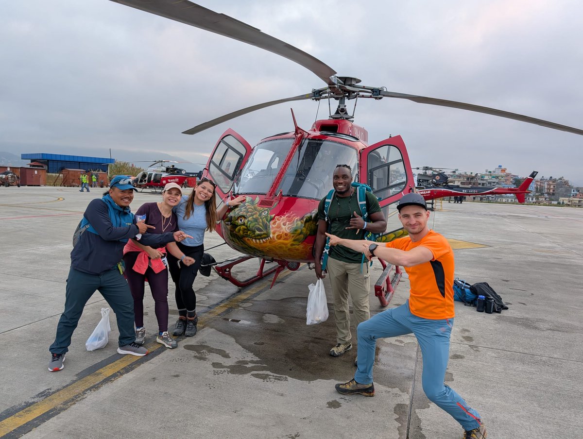alternativetrek's tweet image. Start your #Everest adventure in style. A heli to #Lukla gives you stunning #Himalaya views, saves time, and gets you trekking faster. Call +977 985-1130491 or visit zurl.co/CoNEU