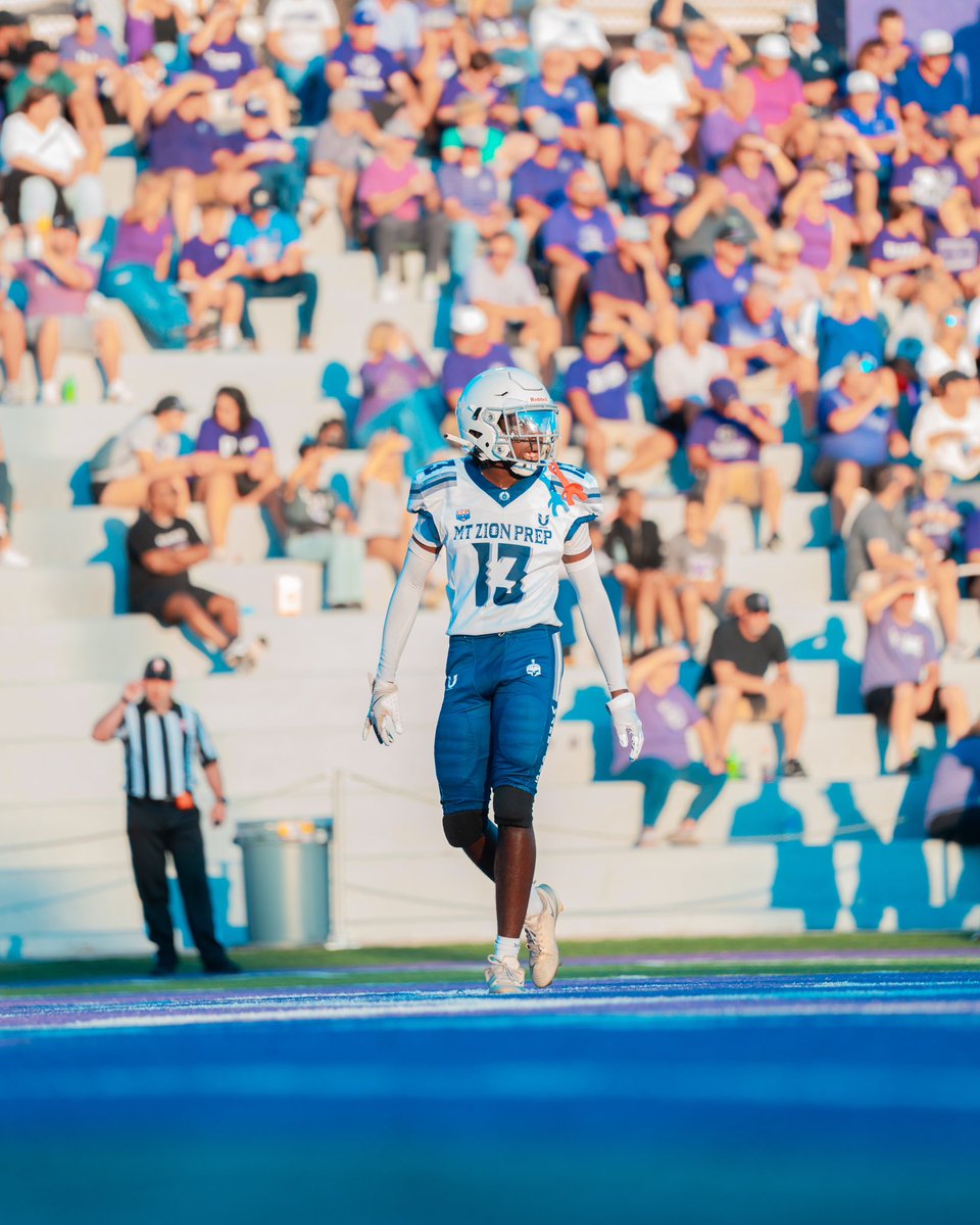 nigelasamoah1's tweet image. First 4 games in the books ! Blessed and thankful to God for how far He’s brought me and my brothers. The grind doesn’t stop this is only the beginning. 🙏🏽 #GloryToGod #KeepPushing @mzpafootball 
@CoachStaySharp 

hudl.com/v/2SZ4DA