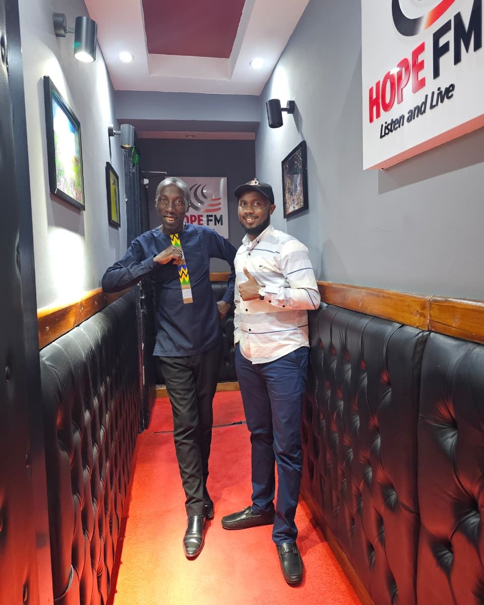 HopeFMLive's tweet image. What do you think hinders the unity of the body of Christ?

Happy new week on #RouteYetu with @PatrobaOjwang2 &amp;amp; @King_Davvie 
#kibalinking
#coolestandsafest
#ListenAndLive