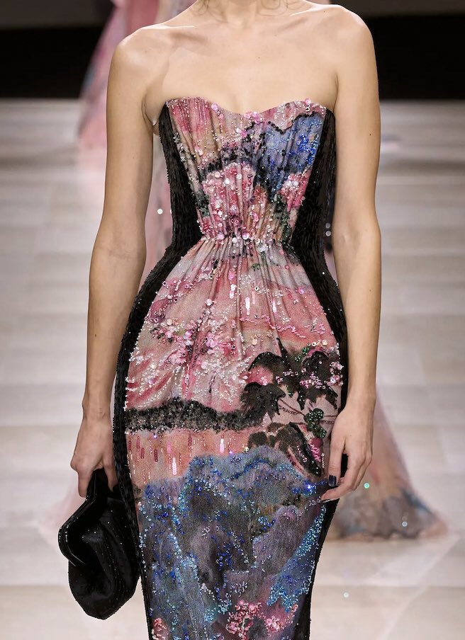fash__ion0's tweet photo. ARMANI PRIVE | spring 2024 couture https://t.co/V7XerX8WFM