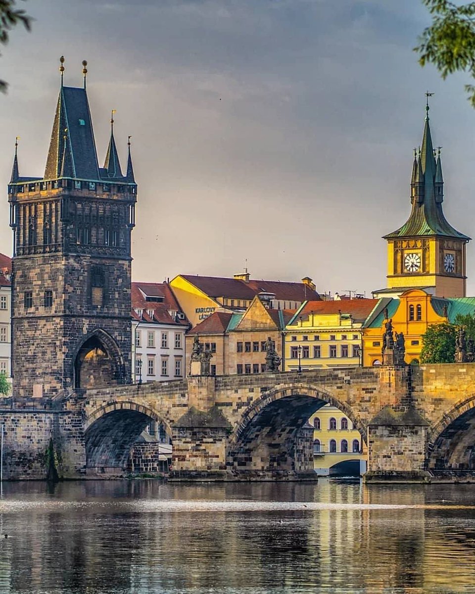 Charles Bridge, Prague, Czech Republic