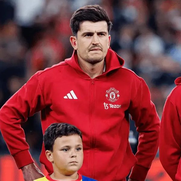 centredevils's tweet image. 🚨🚨🎙️| Wayne Rooney: “Harry should be starting for United. I saw how much England missed Harry Maguire at the Euros because he’s a leader.

“I’m sat there thinking how is he not playing with the 3 defenders who are playing. He should be in there, there’s a lack of leadership.”