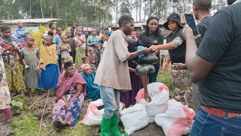 web3aids's tweet image. Here’s what we’ve already achieved with so little. Imagine what we can do with your support 🙏

#PetitGesteCrypto #CryptoForGood #Web3Aids #HumanityFirst #HopeForRDC #CryptoDonation #Binance #Bybit #Bitget #gateio #canva