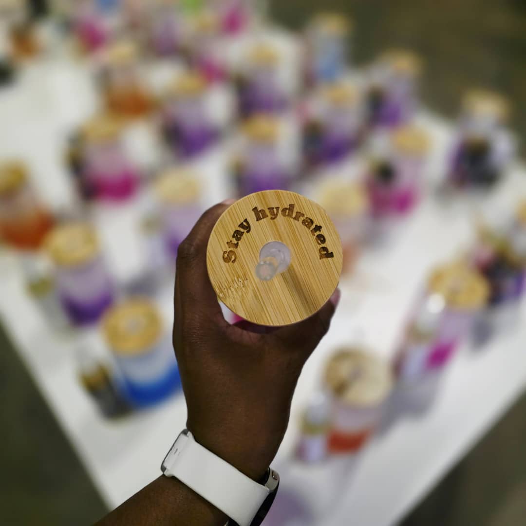 UserNumber10292's tweet image. Spring is here 🌸☀️ and Our personalized straw jars are the perfect vibe for your gatherings – cute, reusable, and totally YOU🥂💐
Pretty drinks + pretty jars = perfect hangouts 💕 Only E230 each
‼️WhatsApp 76999520 to order yours today
#SipInStyle #SpringVibes #PrettyDrinks