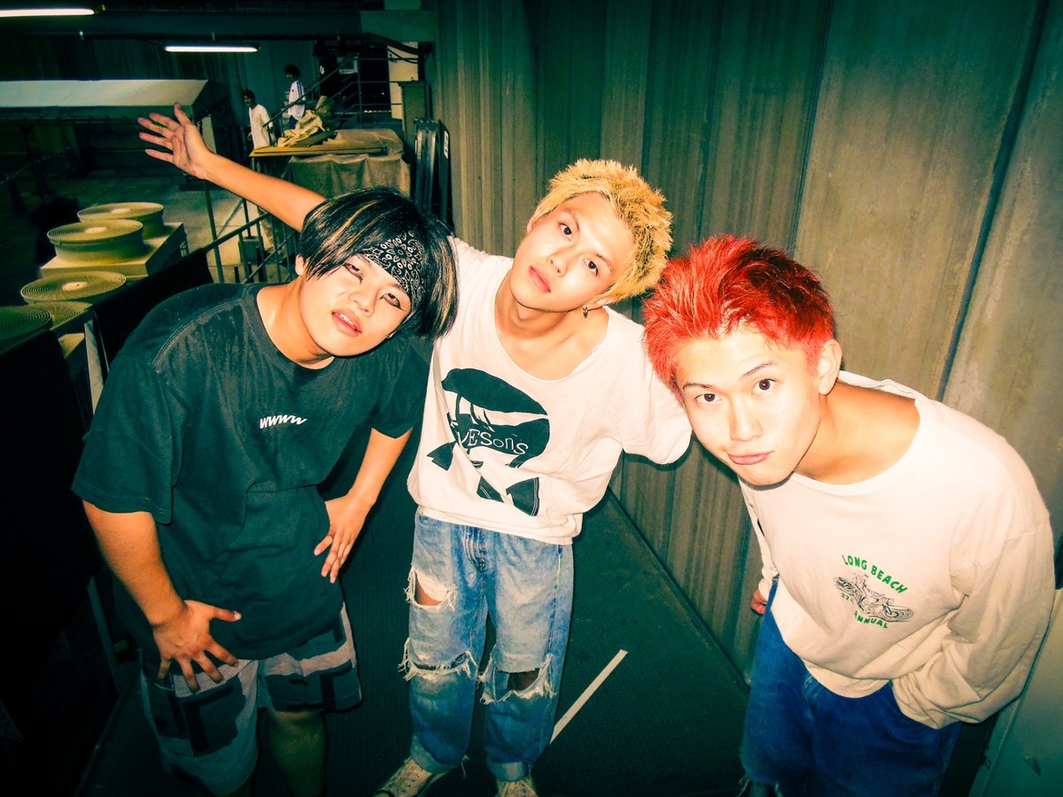 【お知らせ】

10/12(日)
SUPER ROCK CITY HIROSHIMA 2025DX

今年は広島クラブクアトロの
大トリで出演決定！

e+(イープラス)
eplus.jp/src-h/