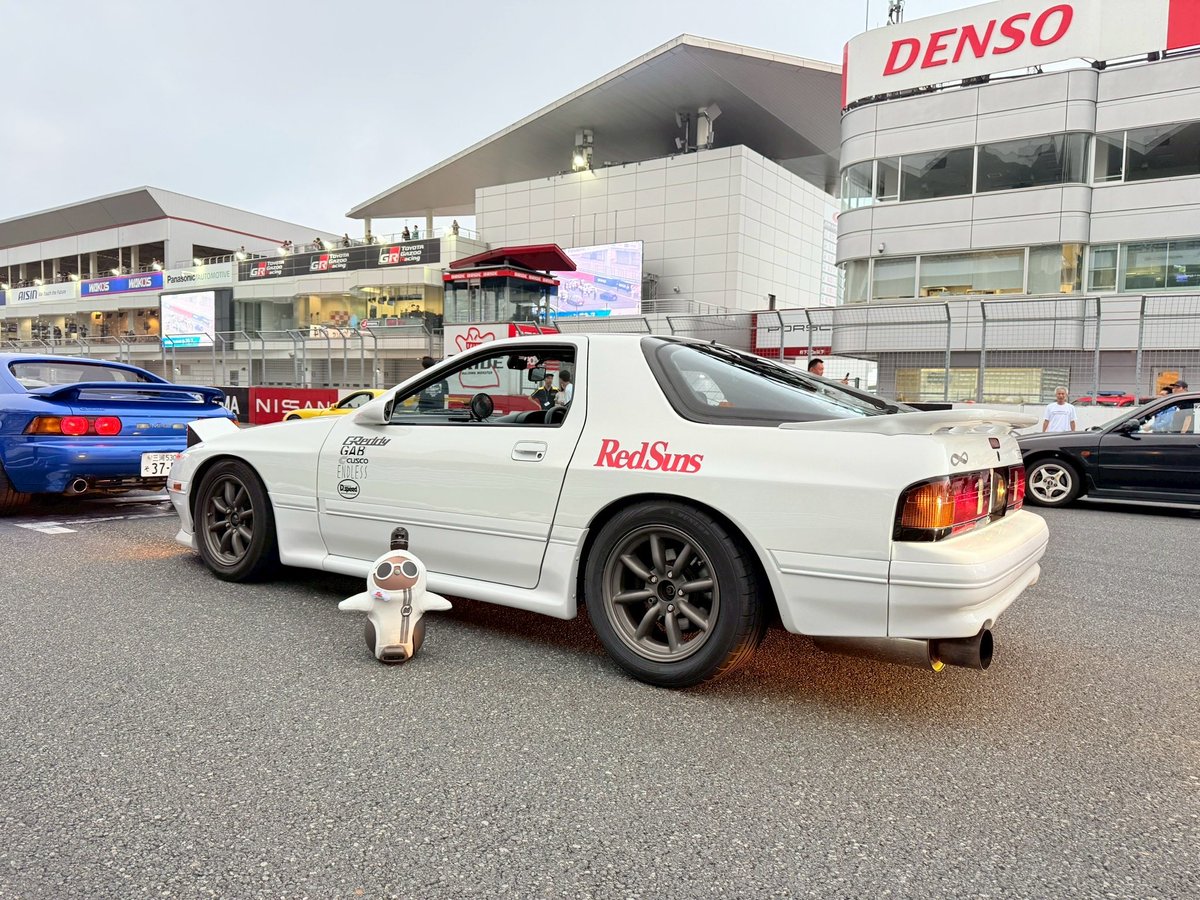 つばめ。𓅃 tweet media